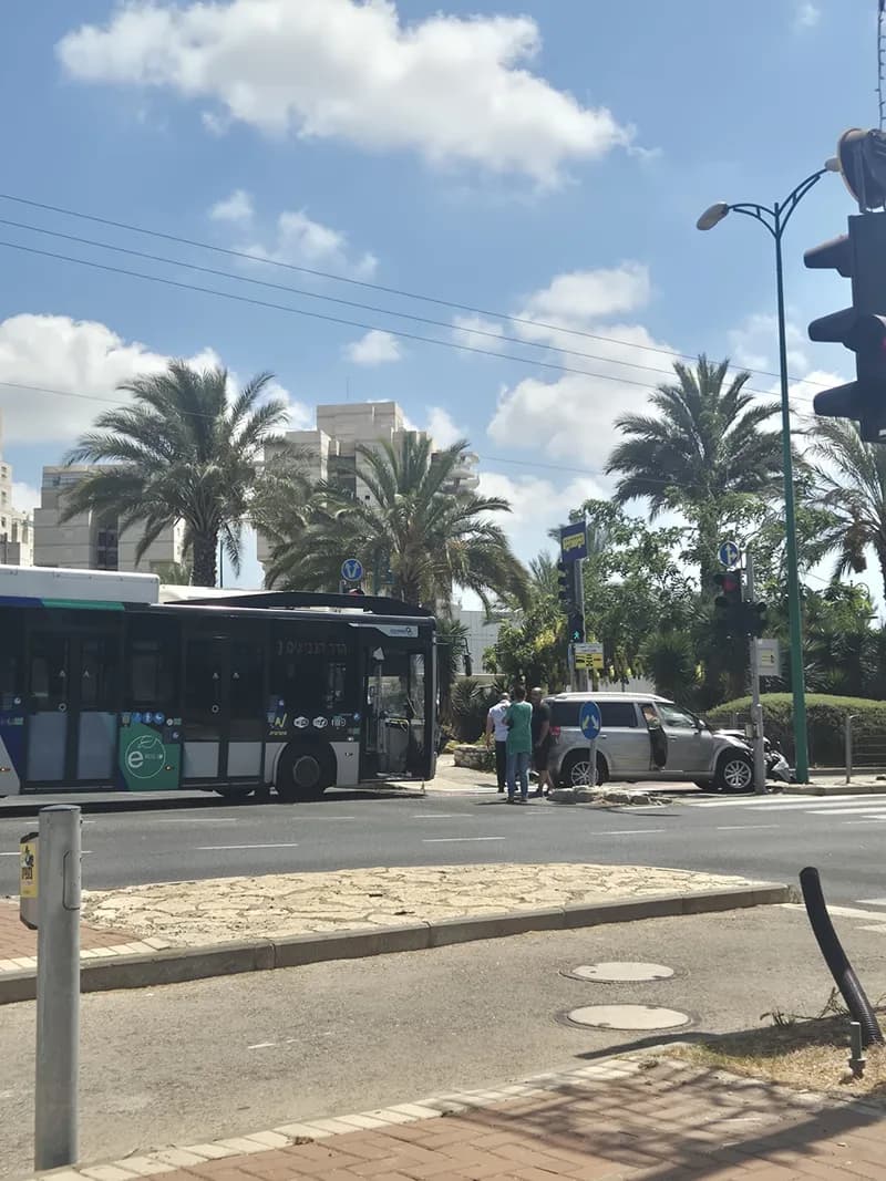 תאונה נוספת בשדרות ירושלים: קריאה להאצת הטיפול בציר